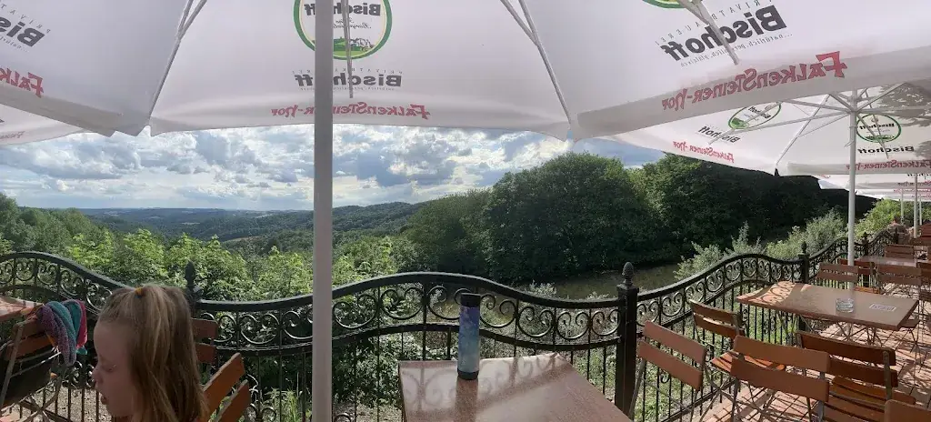 Danielle Cummings_Falkensteiner Hof_Falkenstein_avis