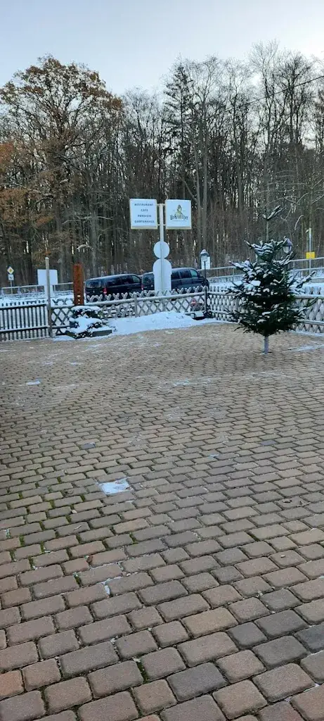 Hrishikesh Vinayan_Gartenhaus Jerusel UG_Falkenstein_avis