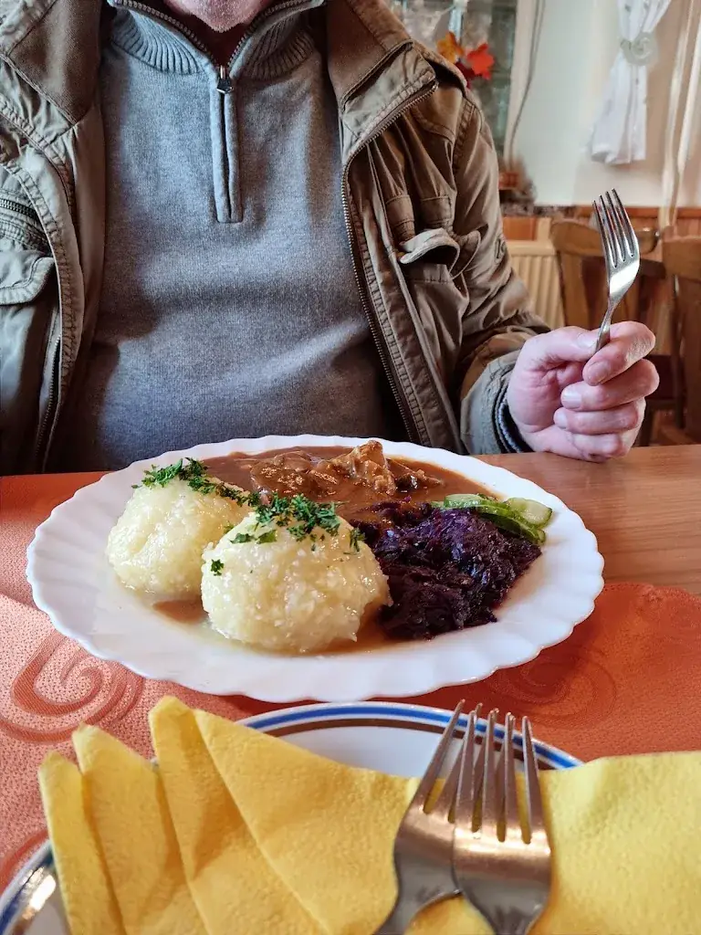 Heike Löbel_Gasthof Schneider Trieb_Falkenstein_review