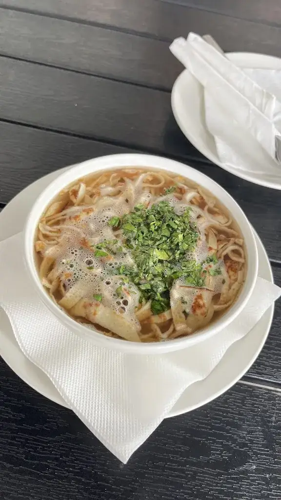 Dunja Rajić_Ambiente_Fischamend-Markt_recensione