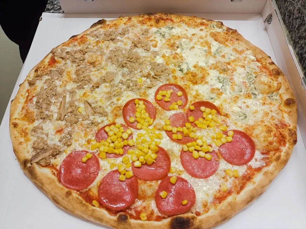 Menu_Pizza Turm_Fischamend-Markt_immagine_5