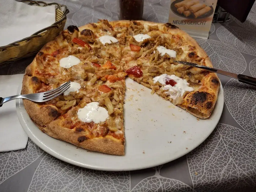 Timothy Keebler_Pizza Turm_Fischamend-Markt_recensione