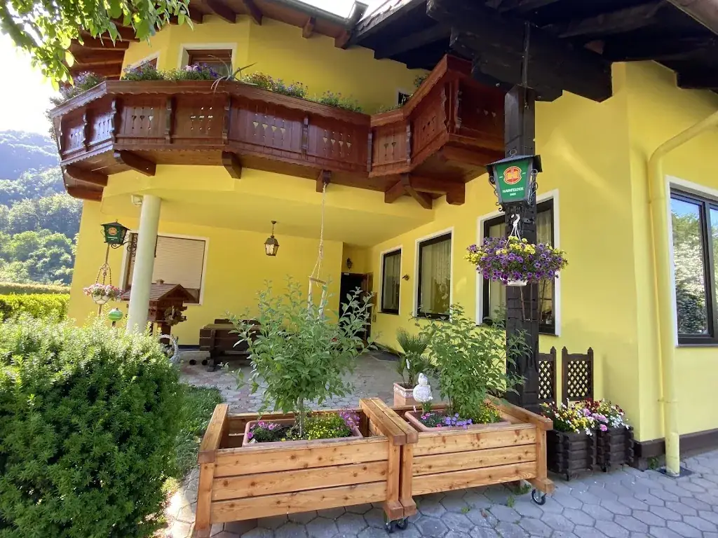 Jausenstation Familie Reischer_Furth an der Triesting_slider_image_1