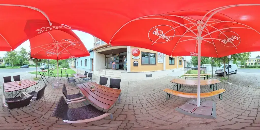 Özi's Pizzeria Halbturn ristorante a Halbturn