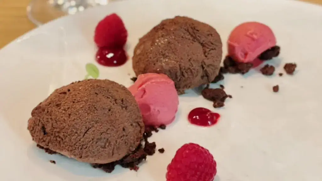 GOZZO by LATE_Furth bei Göttweig_slider_image_2