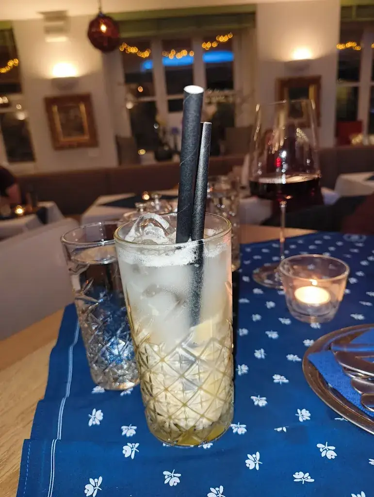 Heather Tanner_WEINSTEIN_Furth bei Göttweig_avis