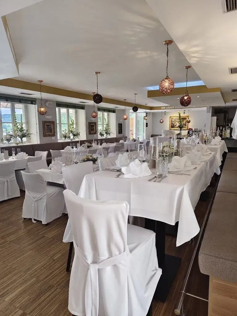 WEINSTEIN_Furth bei Göttweig_slider_image_3