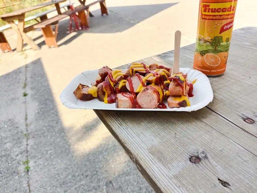 Haltestelle Imbiss_Gaweinstal_slider_image_2