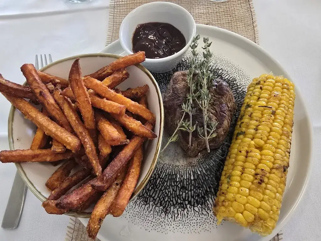 Claudia Bogdan_Sinnis Amtsstube_Gänserndorf_recensione