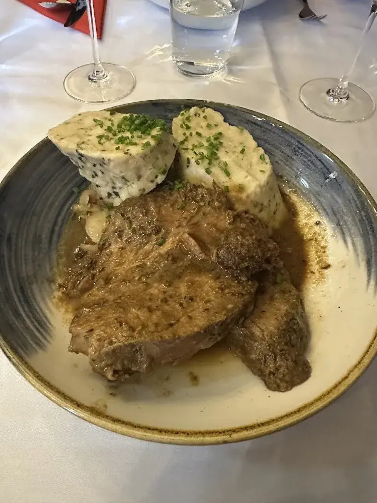 Martin_Sinnis Amtsstube_Gänserndorf_recensione