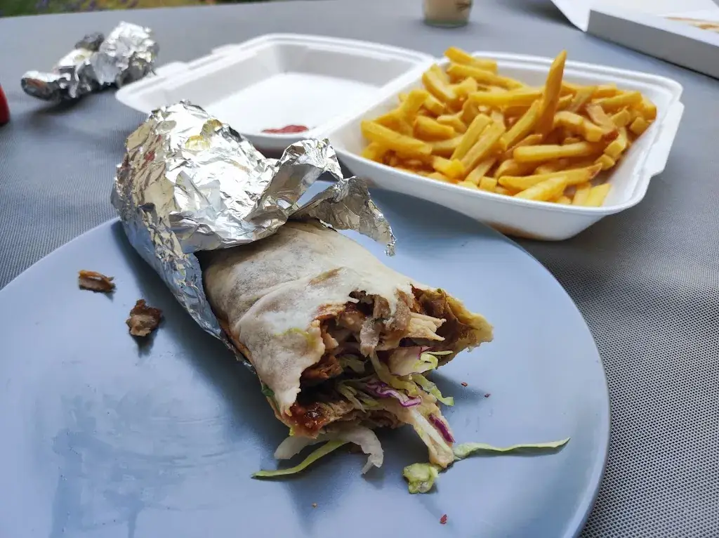 Menu_B8 Berliner Geschmack Döner Pizza Gänserndorf_Gänserndorf_image_7