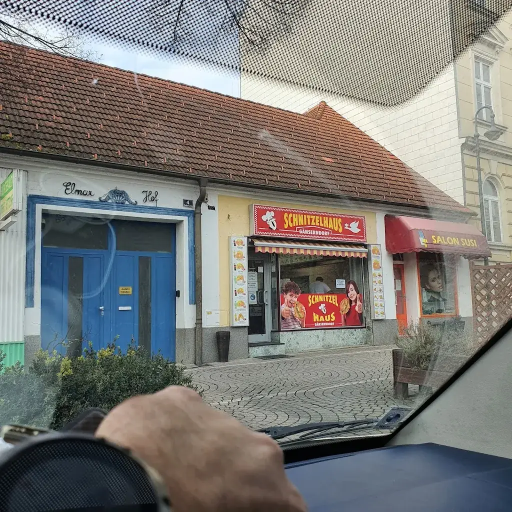 Schnitzelhaus Gänserndorf restaurant à Gänserndorf