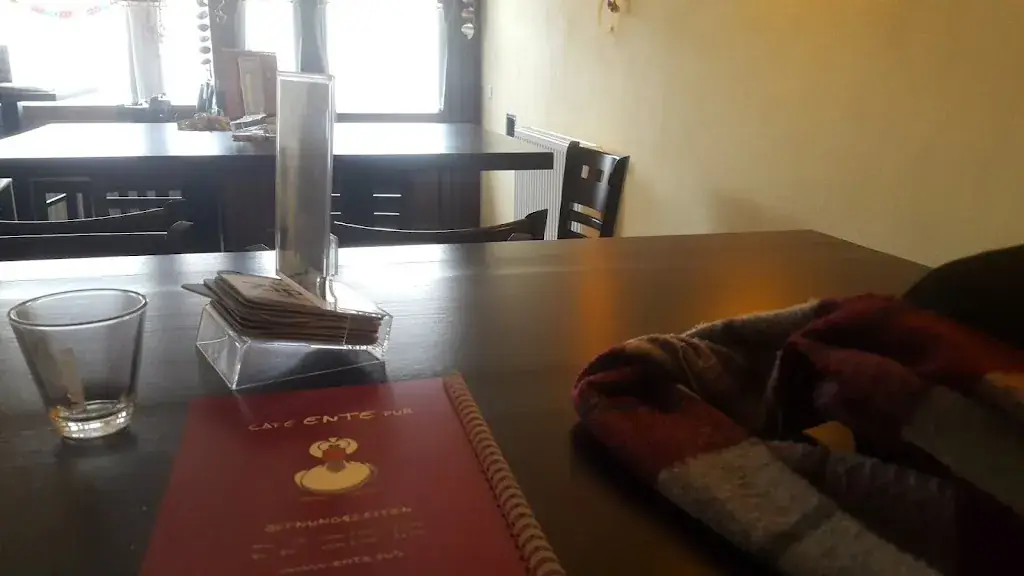 Martin Fuchs_Café ENTE PUB_Gänserndorf_avis