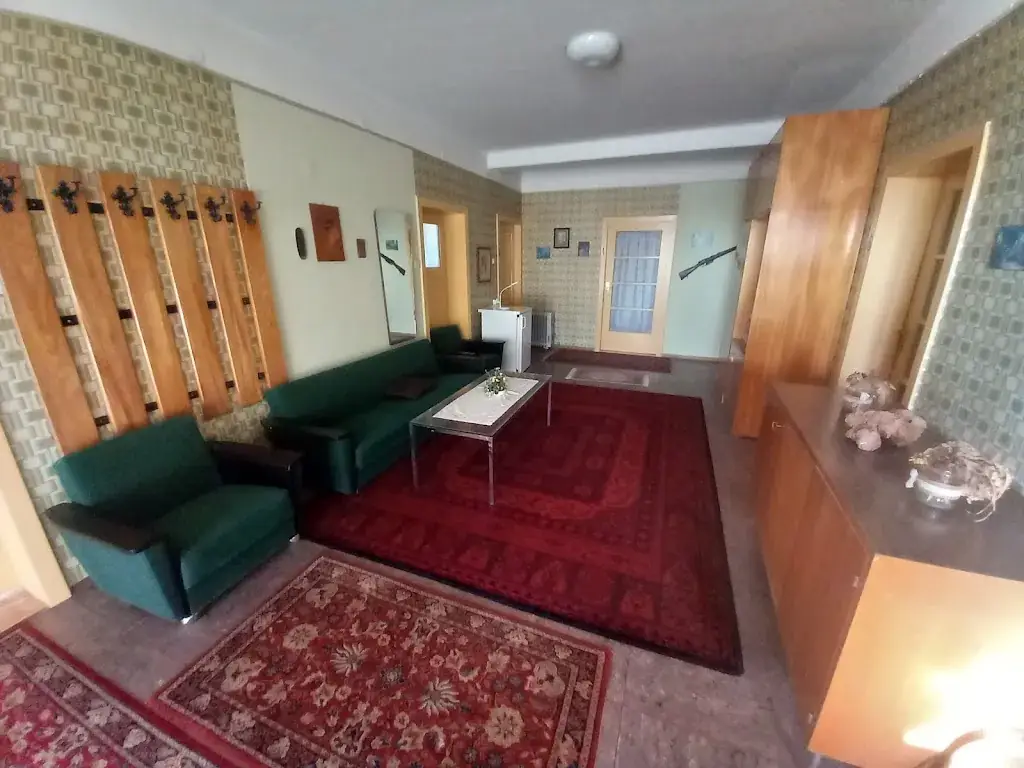 Oliver Gumhold_Pension Rupp_Halbturn_recensione