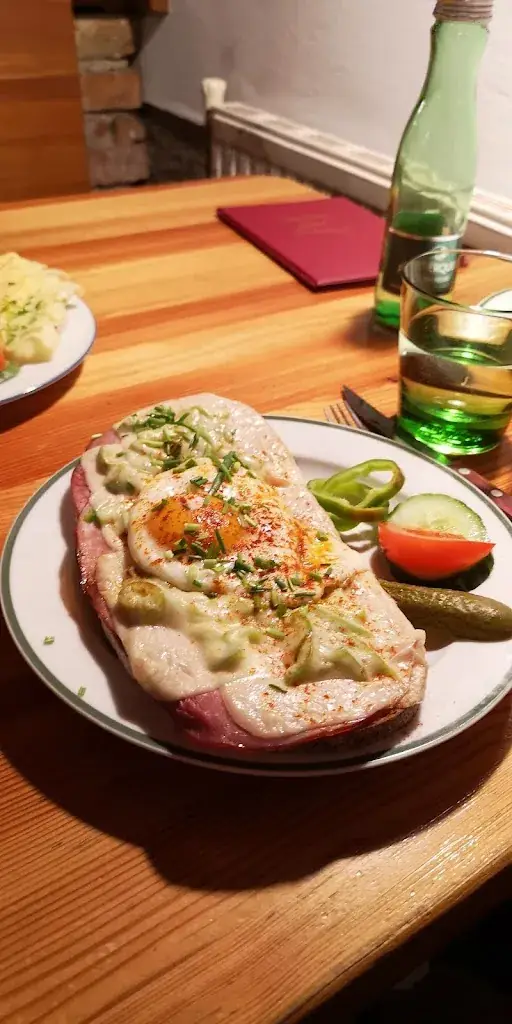 Musikantenschenke restaurant in Halbturn