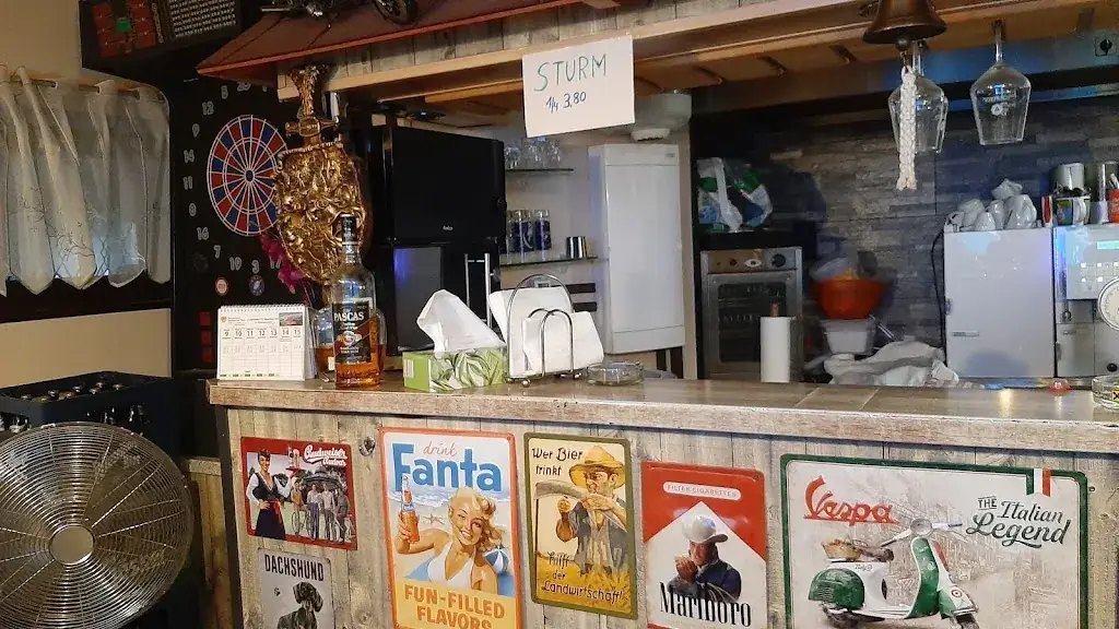 Würstelburg Gerasdorf_Gerasdorf bei Wien_slider_image_2