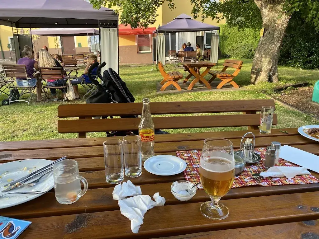 Katerina Fiser_Gasthaus zum SCHREIBER_Gablitz_avis