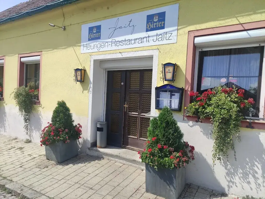 Heurigen- Restaurant Stefan Jaitz_Hornstein_slider_image_3