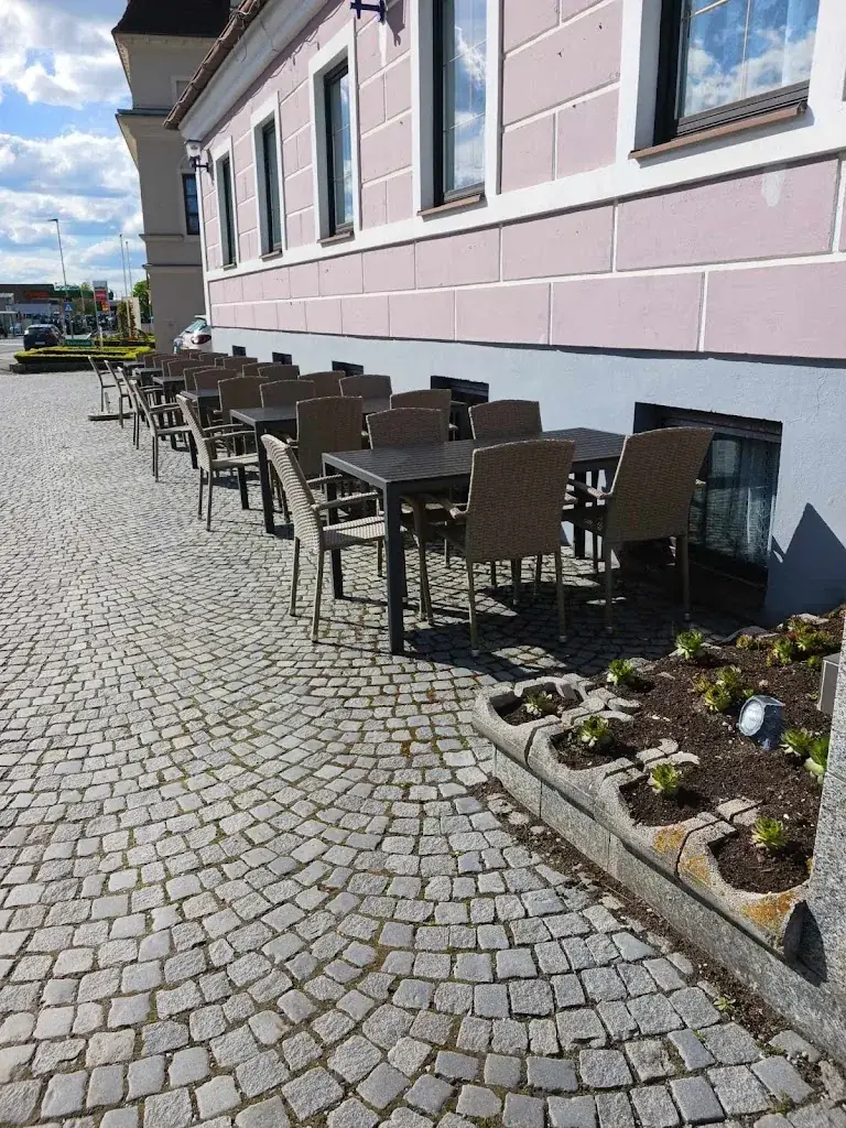 Gasthaus zur Laura restaurant à Göpfritz an der Wild