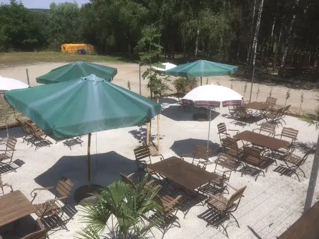 Barbara Heuriger Restaurant Ploch Khan OG ristorante a Göllersdorf