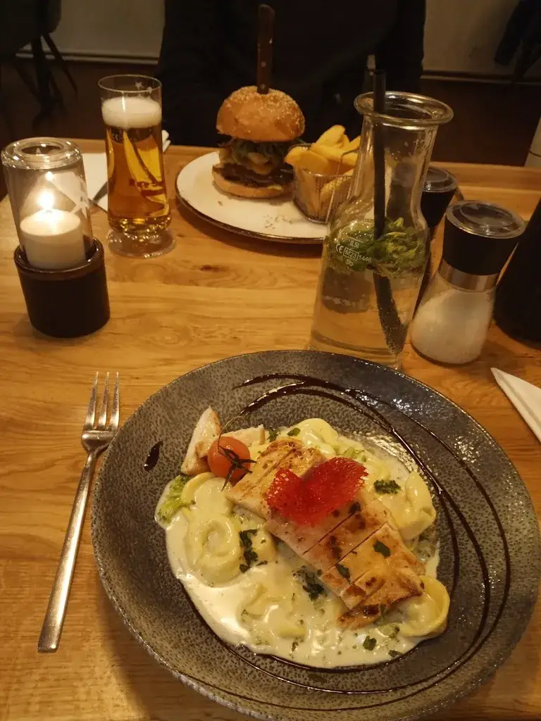 Anja Majstorović_Ristorante Adria_Gloggnitz_review