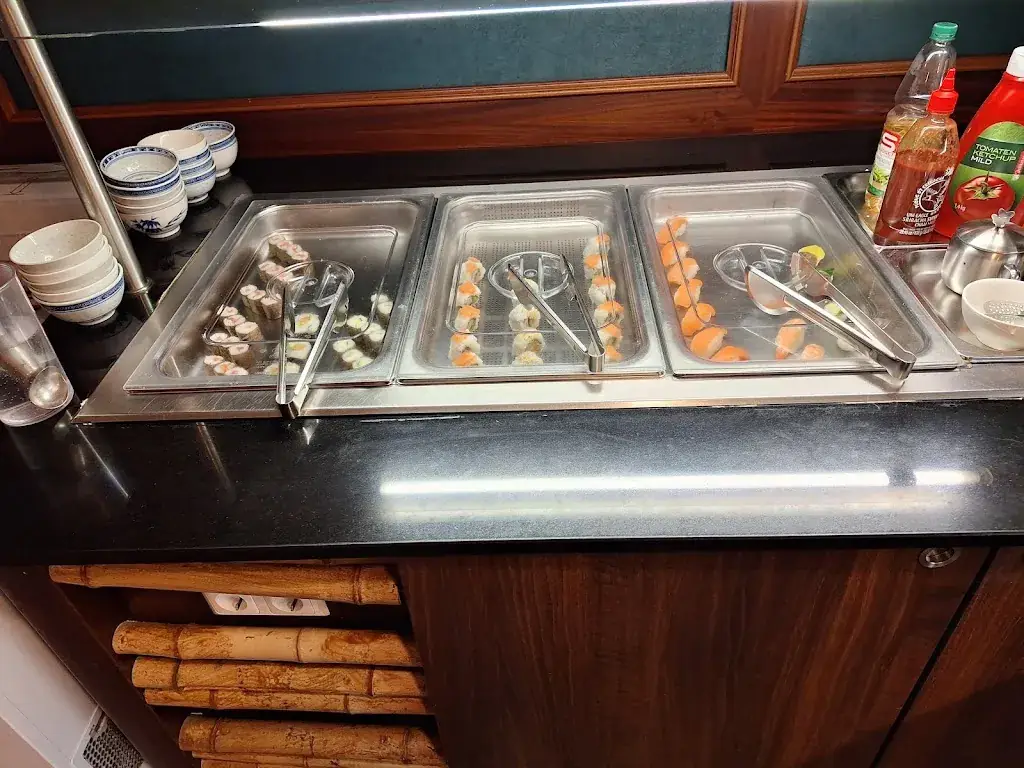 Ilse Streit_China-Restaurant Lotus_Gloggnitz_recensione