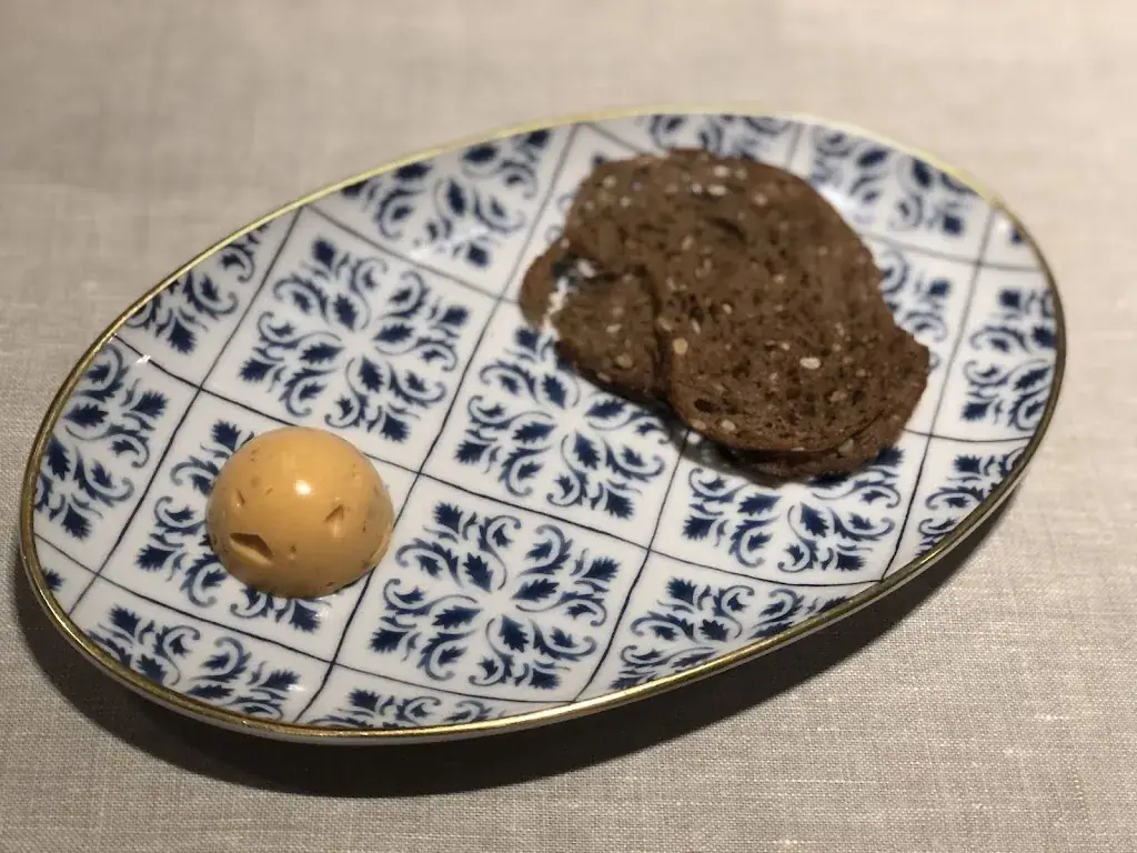 Chester Lee_Haroma Restaurante by Mario Sandoval_Hirm_review