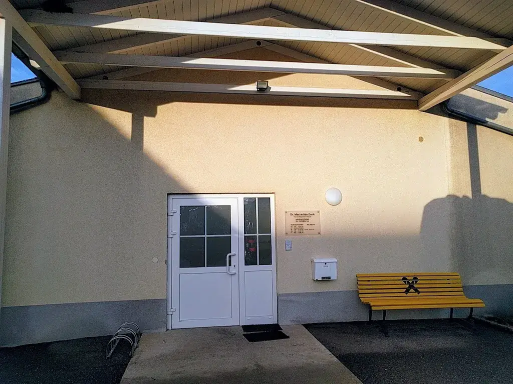 Dr. Denk Maximilian ristorante a Gnadendorf