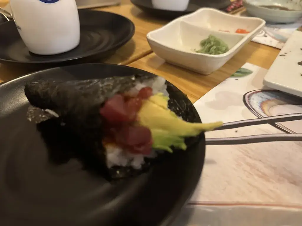 Jeremy Mitchell_Hemu sushi Buffet Libre_Hirm_recensione