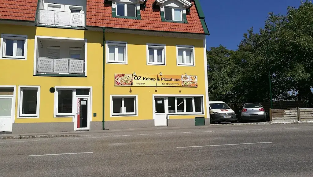 ÖZ Kebap & Pizzahaus ristorante a Götzendorf an der Leitha