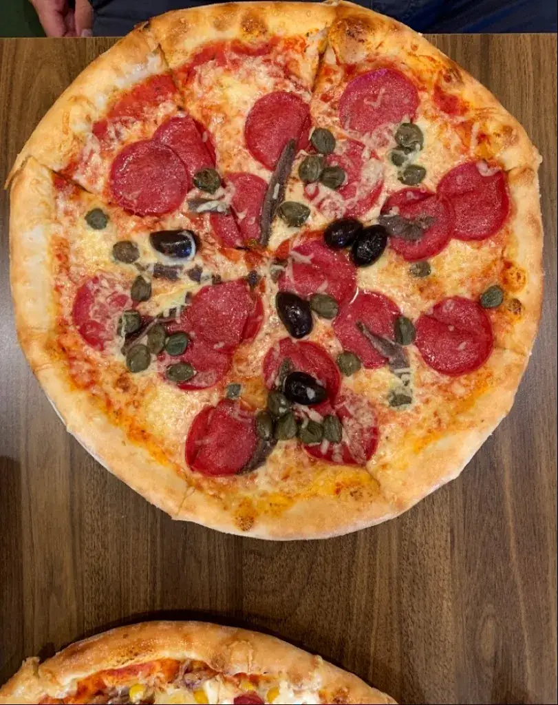 ÖZ Kebap & Pizzahaus_Götzendorf an der Leitha_slider_image_2