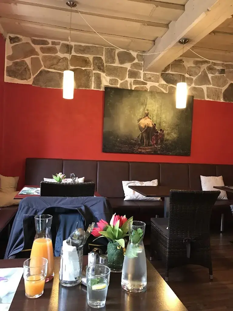 Roland Weixelgartner_das STAIN_Gresten_avis