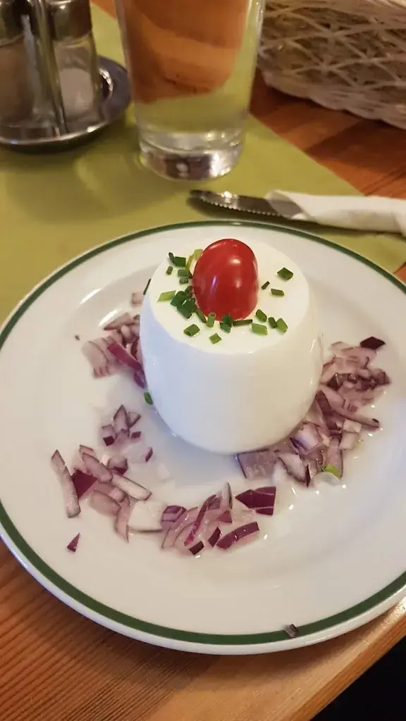 Heuriger Nowak-Löw_Gramatneusiedl_slider_image_3