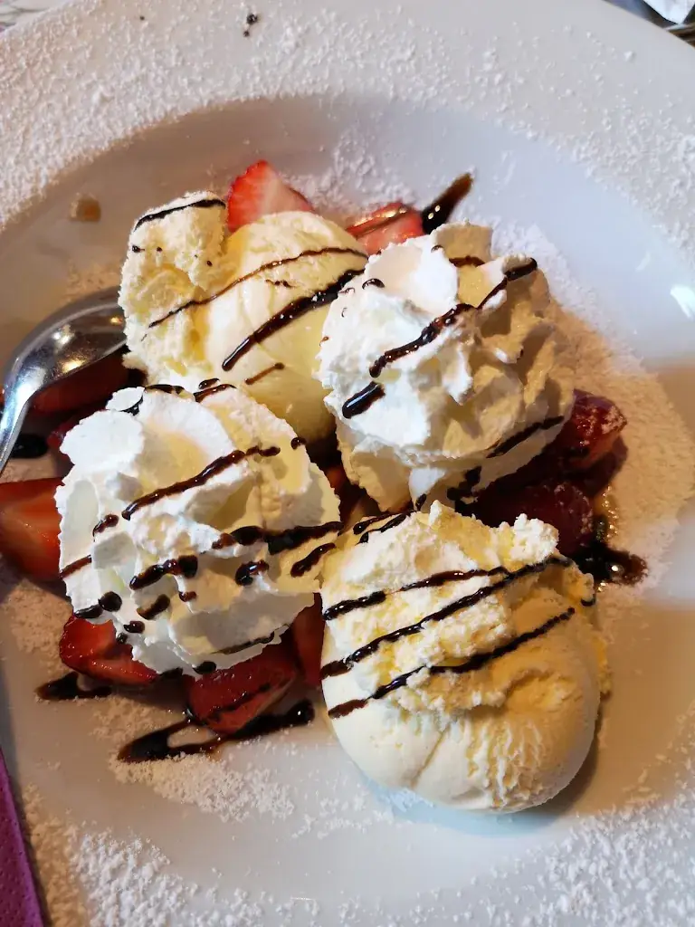 Gerda Hietz_Gasthaus Hietz_Gramatneusiedl_review