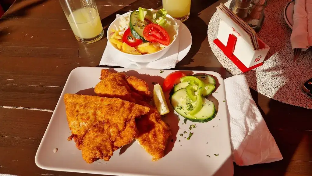 Jiri Holasek_Großkruter Hof_Großkrut_review