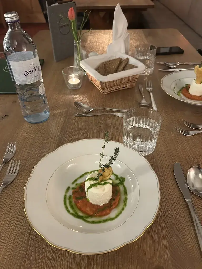 M K_Fahrnberger_Göstling an der Ybbs_review