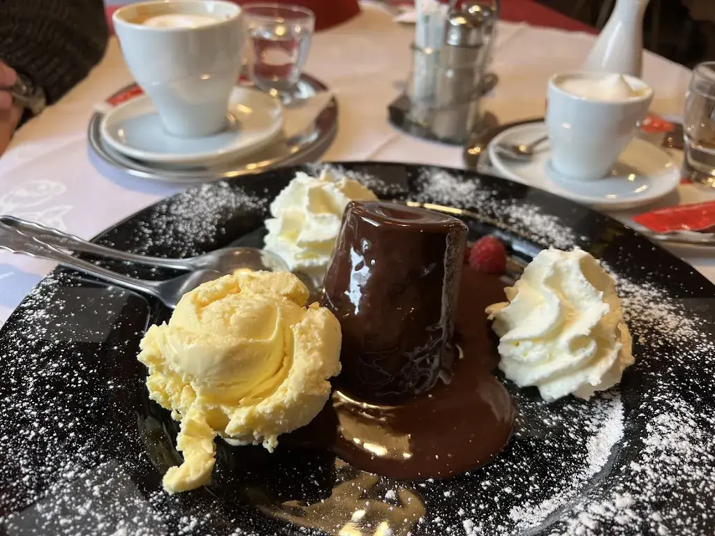 Sandy Charlespeterson_Hotel, Pension Scheiblechner_Göstling an der Ybbs_avis