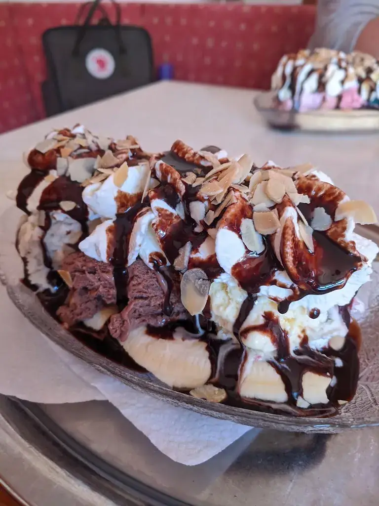 Menu_Henriette Neubrand Konditorei – Café – Eissalon_Großrußbach_image_4