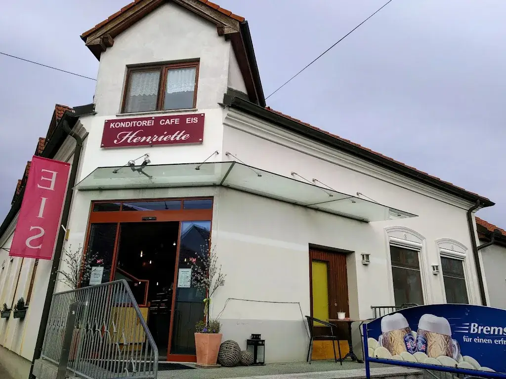 Henriette Neubrand Konditorei – Café – Eissalon ristorante a Großrußbach