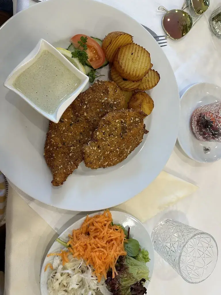 Senorita Mahsa_Alpen-Aktiv-Landgasthof Zur Schubertlinde_Grünbach am Schneeberg_recensione