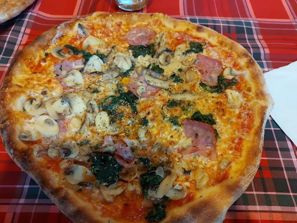 Menu_Pizzeria Al-Vera_Großweikersdorf_image_3