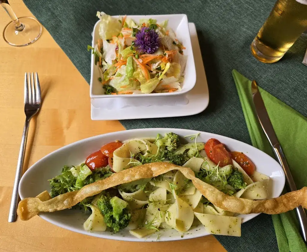 Manfred_Gasthaus zum Rene_Groß-Siegharts_avis