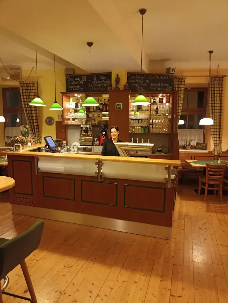 Gasthaus zum Rene restaurant à Groß-Siegharts