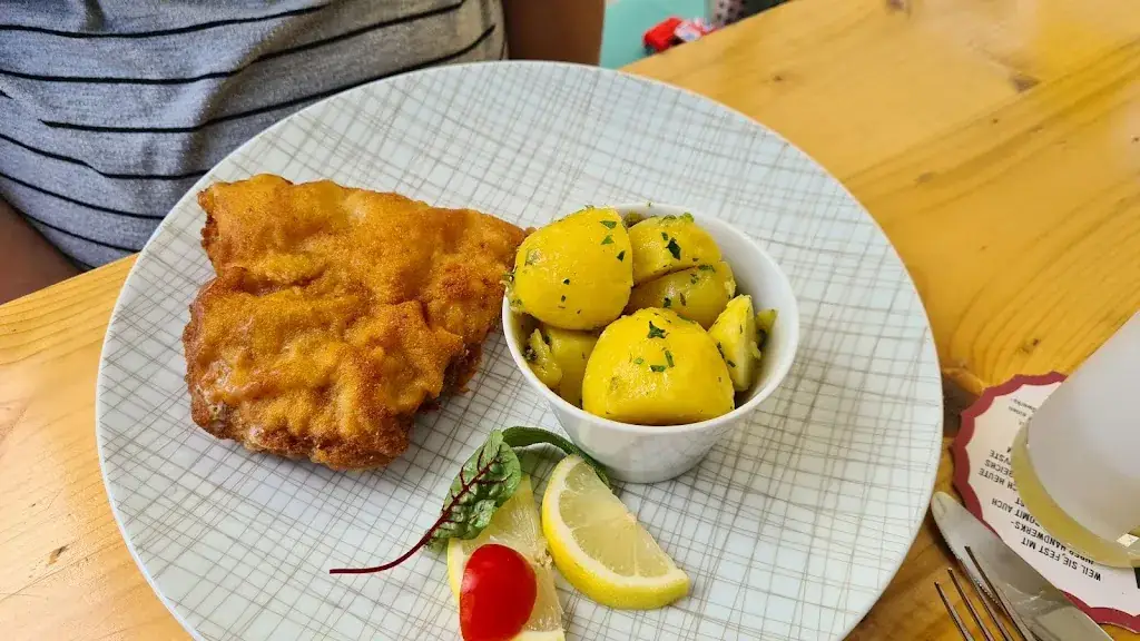 Gasthaus zum Rene_Groß-Siegharts_slider_image_3