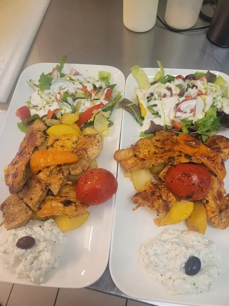 Waldbad Cafe-Restaurant_Groß-Siegharts_slider_image_2