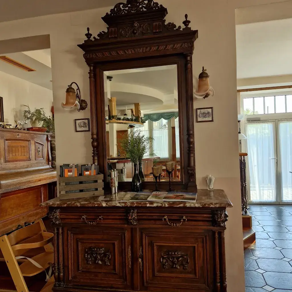 Renate Knorr_Westend Groß-Siegharts_Groß-Siegharts_avis