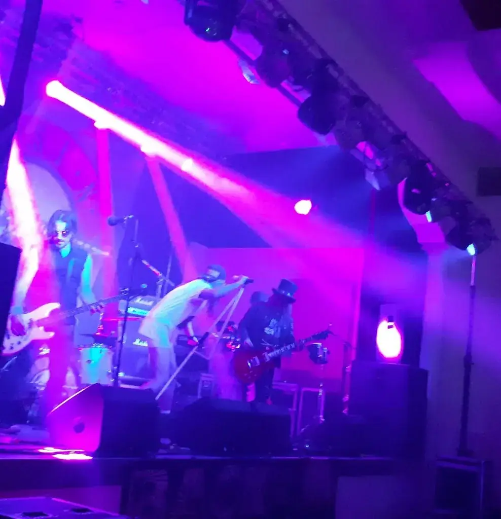 Sidd DeVille_Gasthof Lazarus_Horitschon_review