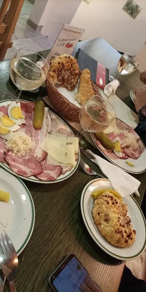 Menu_Weinbau u Buschenschank Fam Franz Zöchling_Günselsdorf_image_3