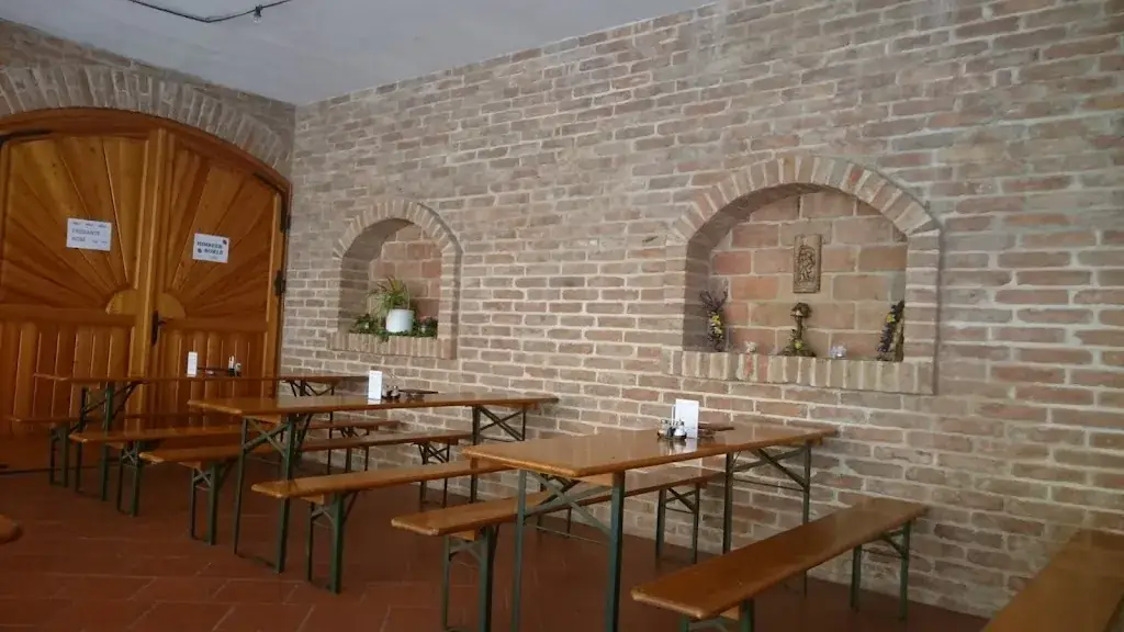 Weinbau u Buschenschank Fam Franz Zöchling ristorante a Günselsdorf