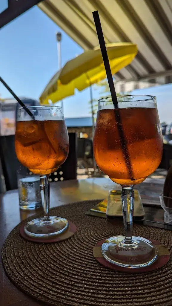 Cafe Pub s'Quartier_Horitschon_slider_image_3